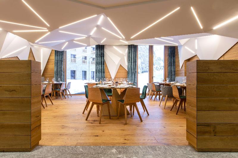 Radisson Blu Hotel Reussen, Andermatt - Restoran