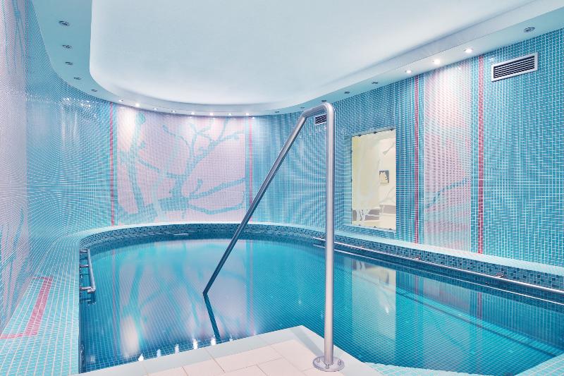 Sun Palace Wellness Hotel Marianske Lazne - Havuz