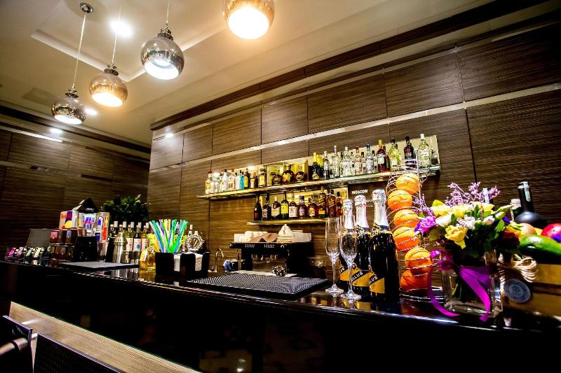 West Shine Hotel - Bar