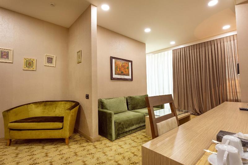 West Shine Hotel - Oda