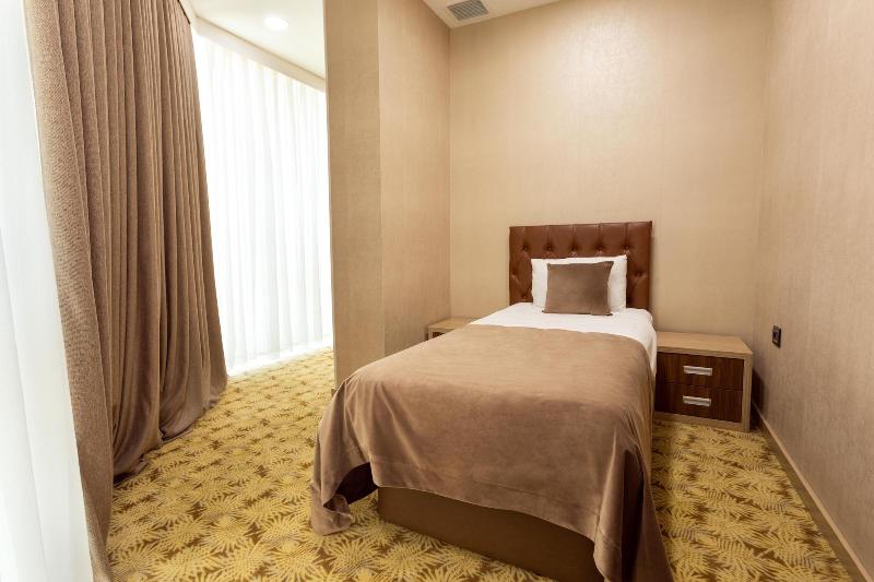 West Shine Hotel - Oda