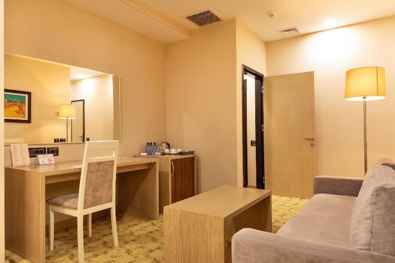 West Shine Hotel - Oda
