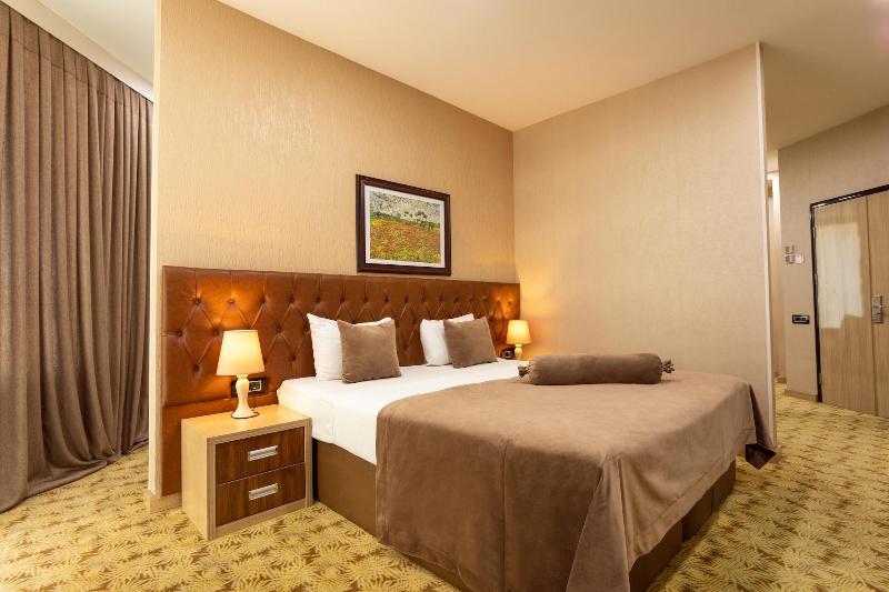 West Shine Hotel - Oda
