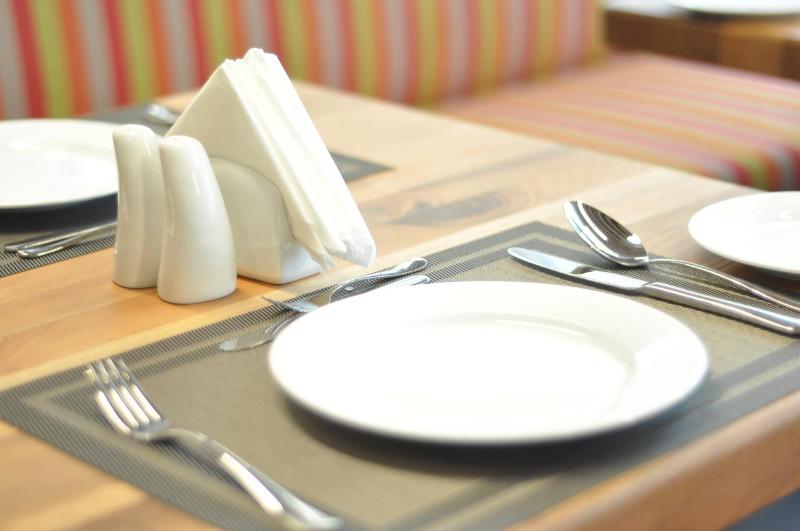 Diwan Residence Al Naeem - Restoran