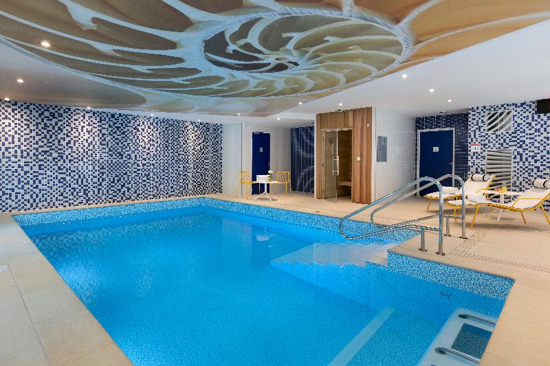Citadines Confluent Nantes - Havuz