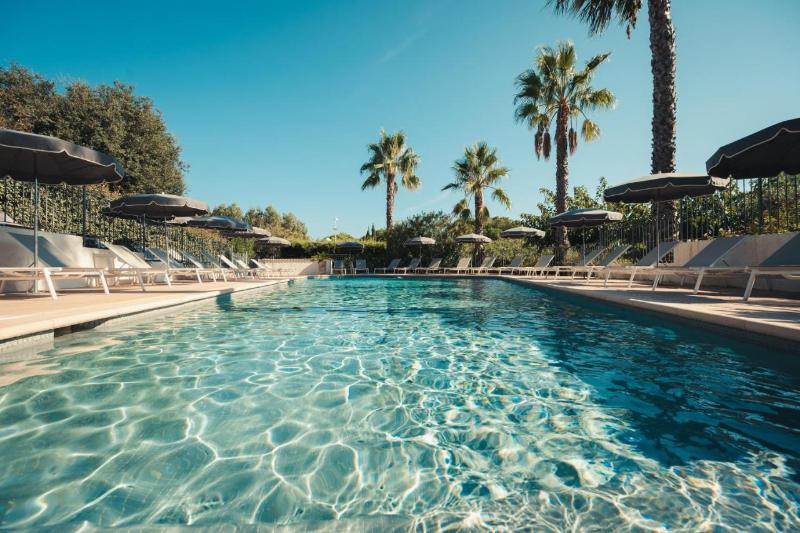 Hotel Le Catalogne - Havuz