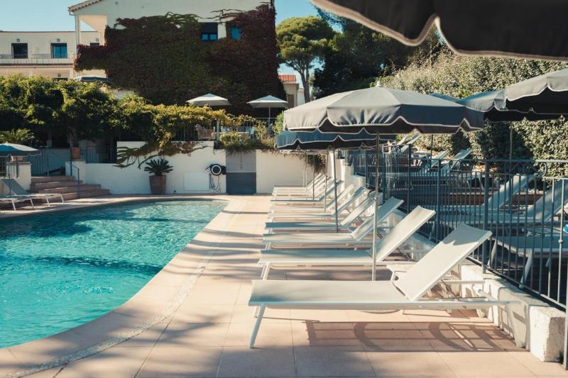 Hotel Le Catalogne - Havuz
