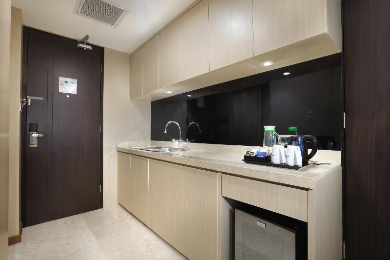 Aston Kartika Grogol Hotel And Conference Center - Oda
