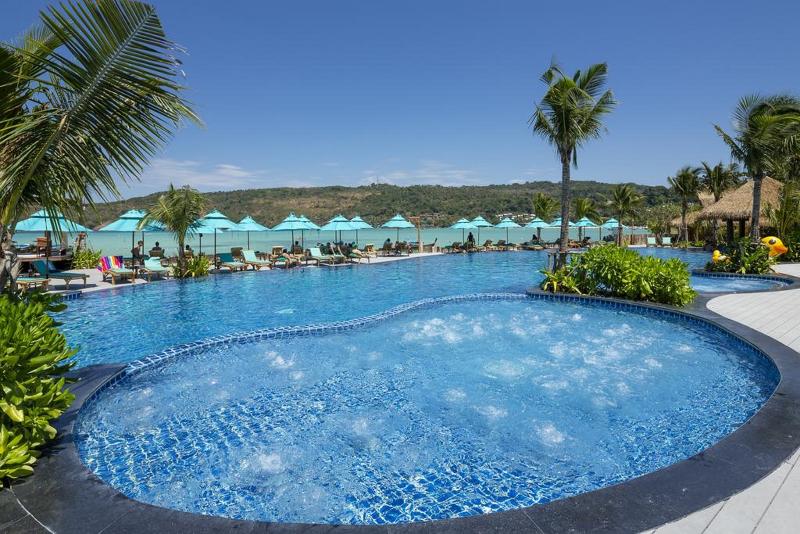 Phi Phi Coco Beach Resort - Havuz