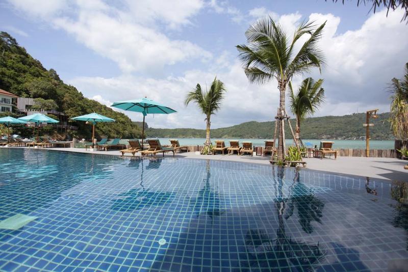Phi Phi Coco Beach Resort - Havuz