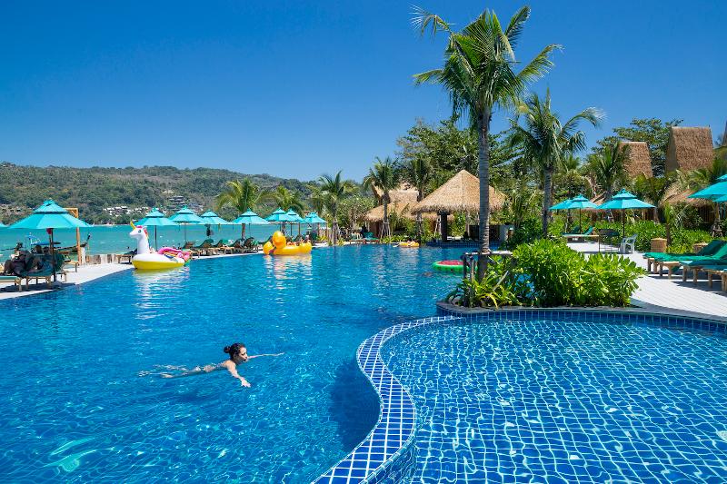 Phi Phi Coco Beach Resort - Havuz