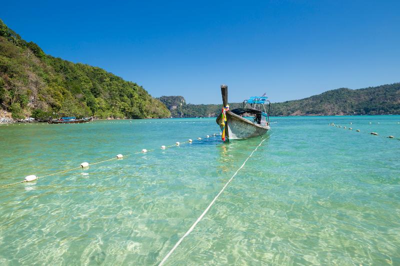 Phi Phi Coco Beach Resort - Plaj
