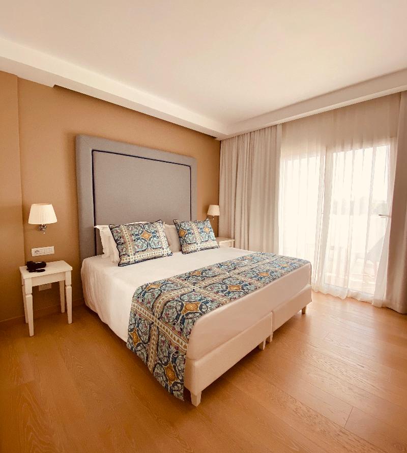 Grand Hotel Cannigione 5*L - Oda