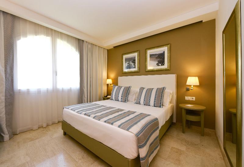 Grand Hotel Cannigione 5*L - Oda