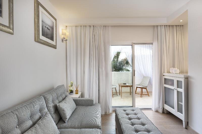 Grand Hotel Cannigione 5*L - Oda
