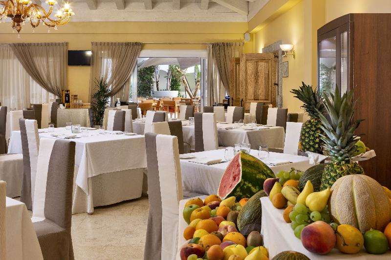 Grand Hotel Cannigione 5*L - Restoran