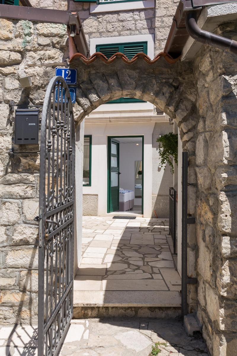 Split Center Suites - Oda