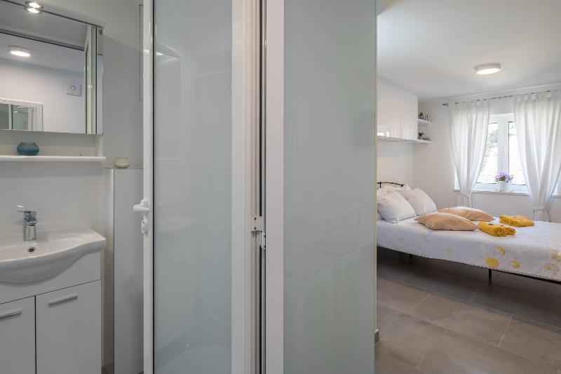 Split Center Suites - Oda