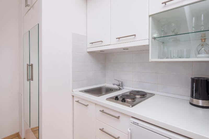 Split Center Suites - Oda