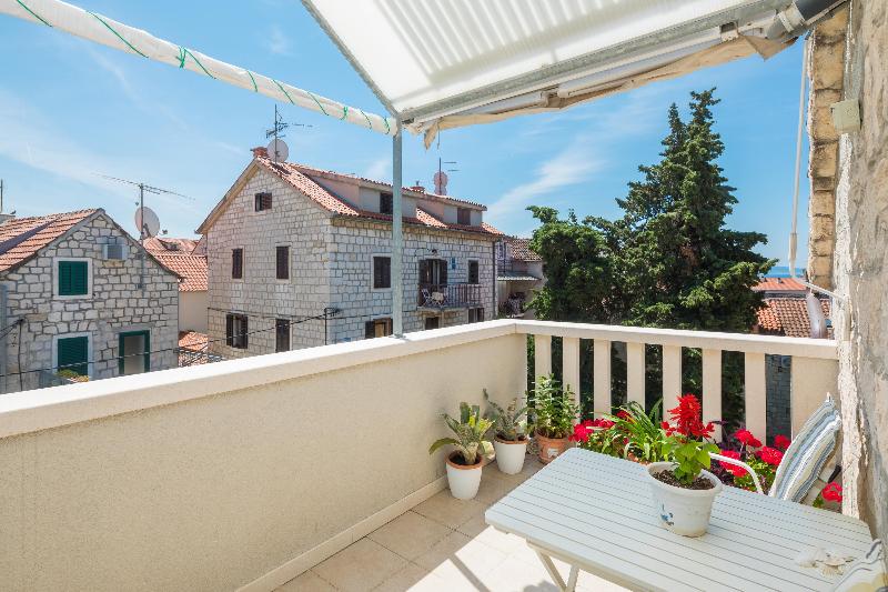 Split Center Suites - Oda