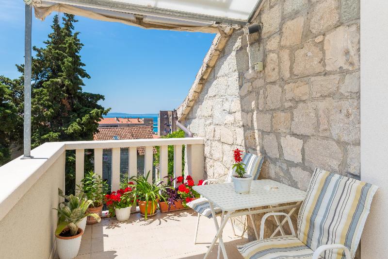 Split Center Suites - Oda