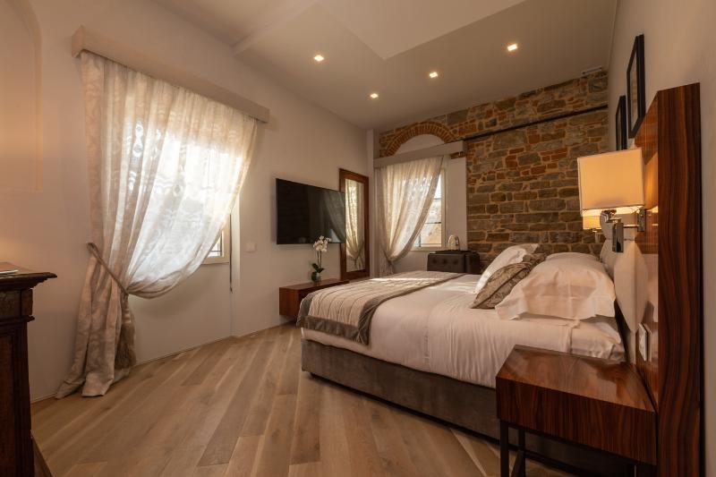 Donati Luxury Tower - Oda