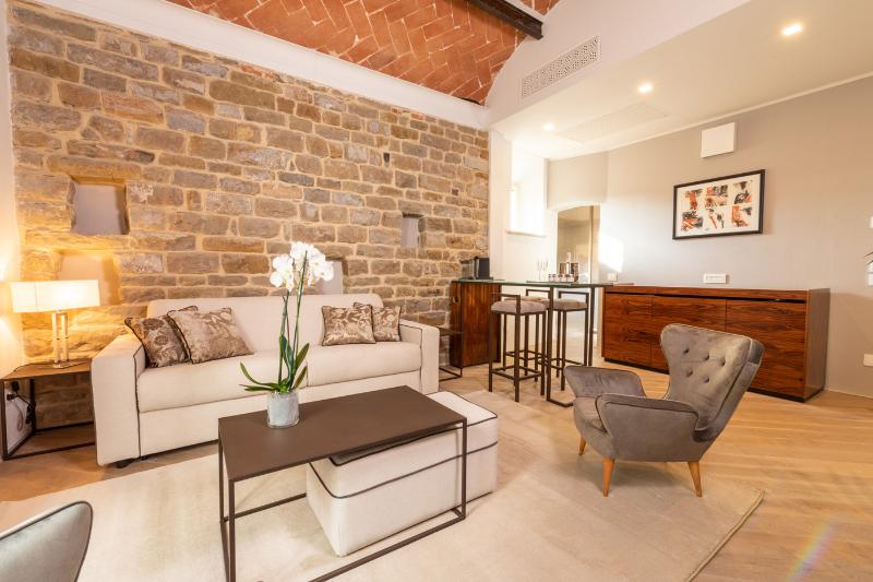 Donati Luxury Tower - Oda
