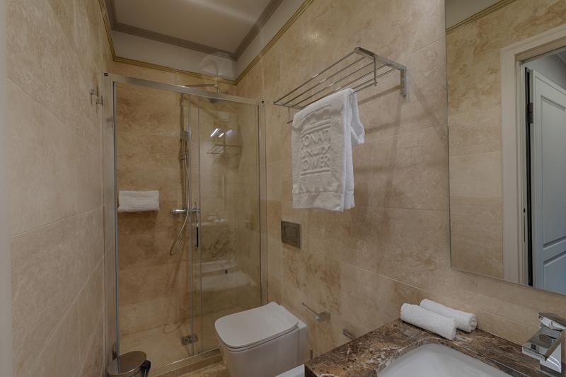 Donati Luxury Tower - Oda