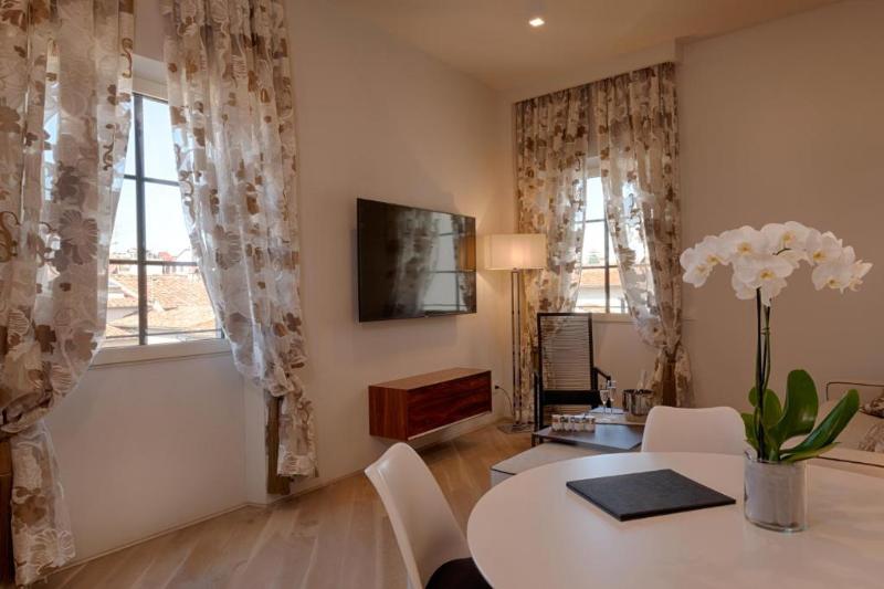 Donati Luxury Tower - Oda