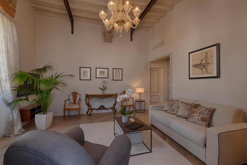 Donati Luxury Tower - Oda