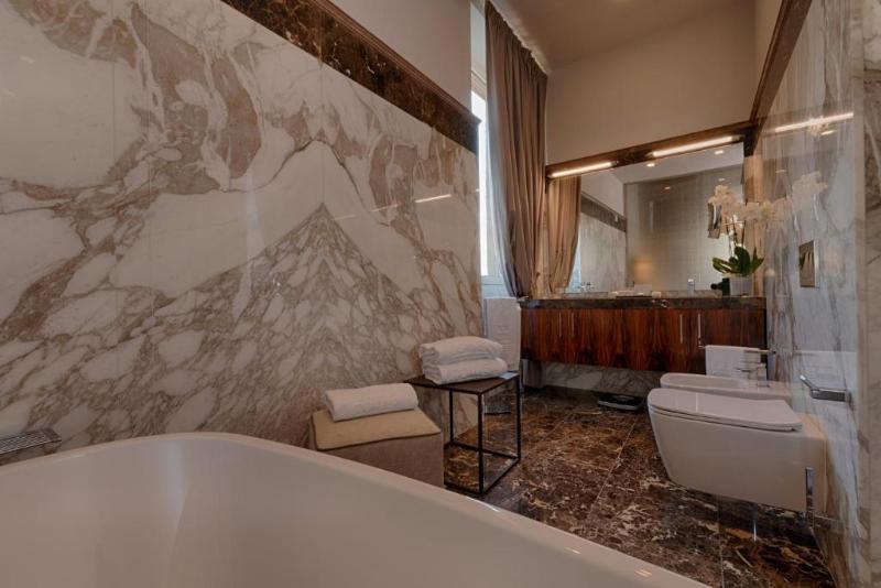 Donati Luxury Tower - Oda