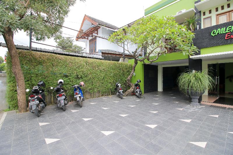 RedDoorz Plus @ Taman Siswa 2 - Lobi