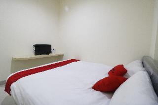 RedDoorz Plus near Mall Ciputra Jakarta fotoÄŸrafÄ±