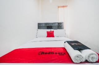 RedDoorz Plus near Mall Ciputra Jakarta fotoÄŸrafÄ±
