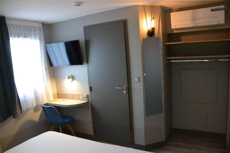 Kyriad Direct Tours Sud - Chambray Les Tours - Oda