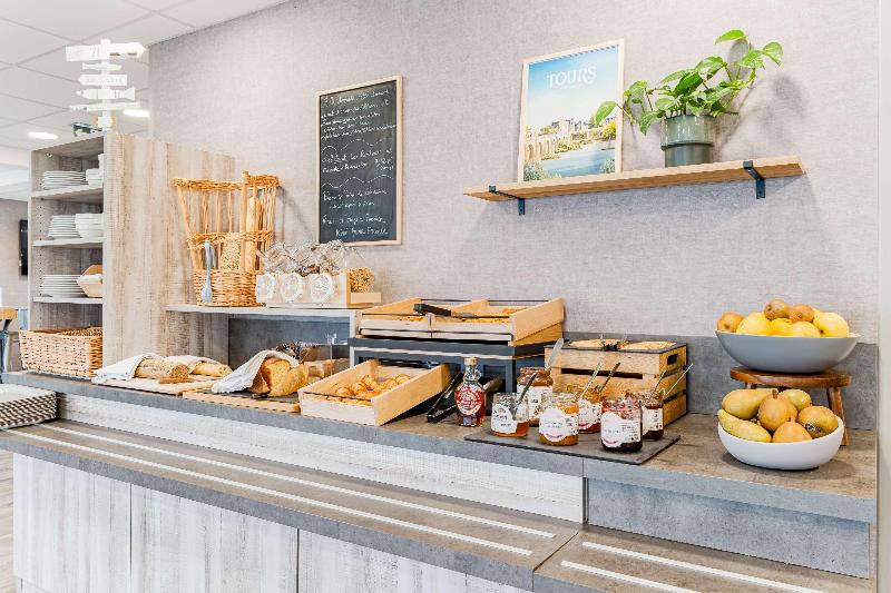 Kyriad Direct Tours Sud - Chambray Les Tours - Restoran