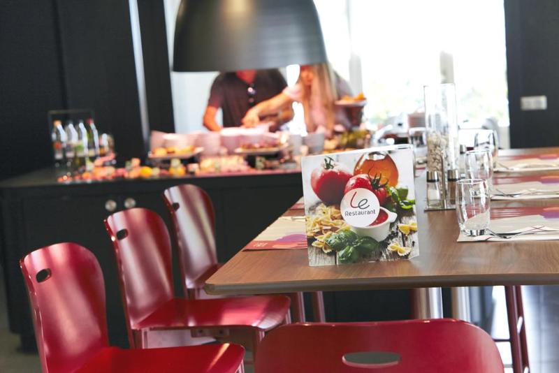 Campanile Tours Nord - Forum Melies - Restoran