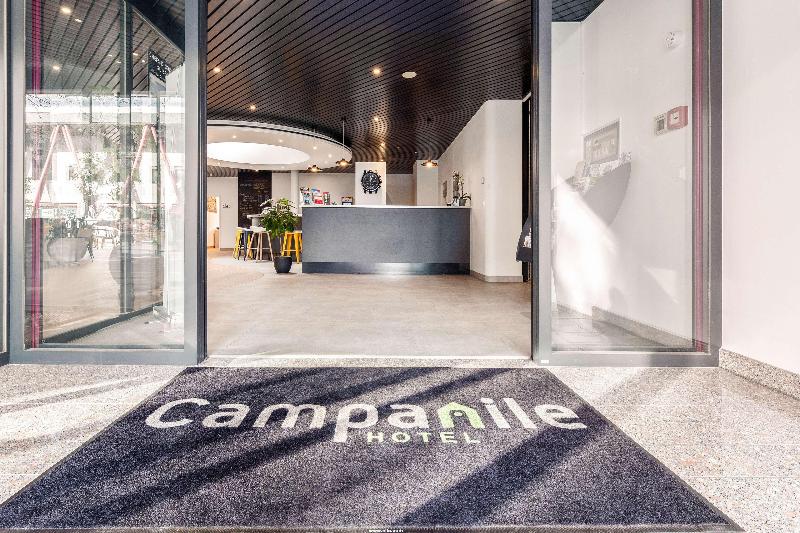 Campanile Martigny - Lobi