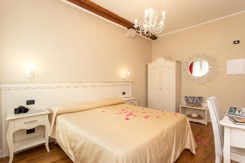 Charming Palace Santa Fosca - Oda