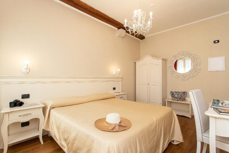 Charming Palace Santa Fosca - Oda