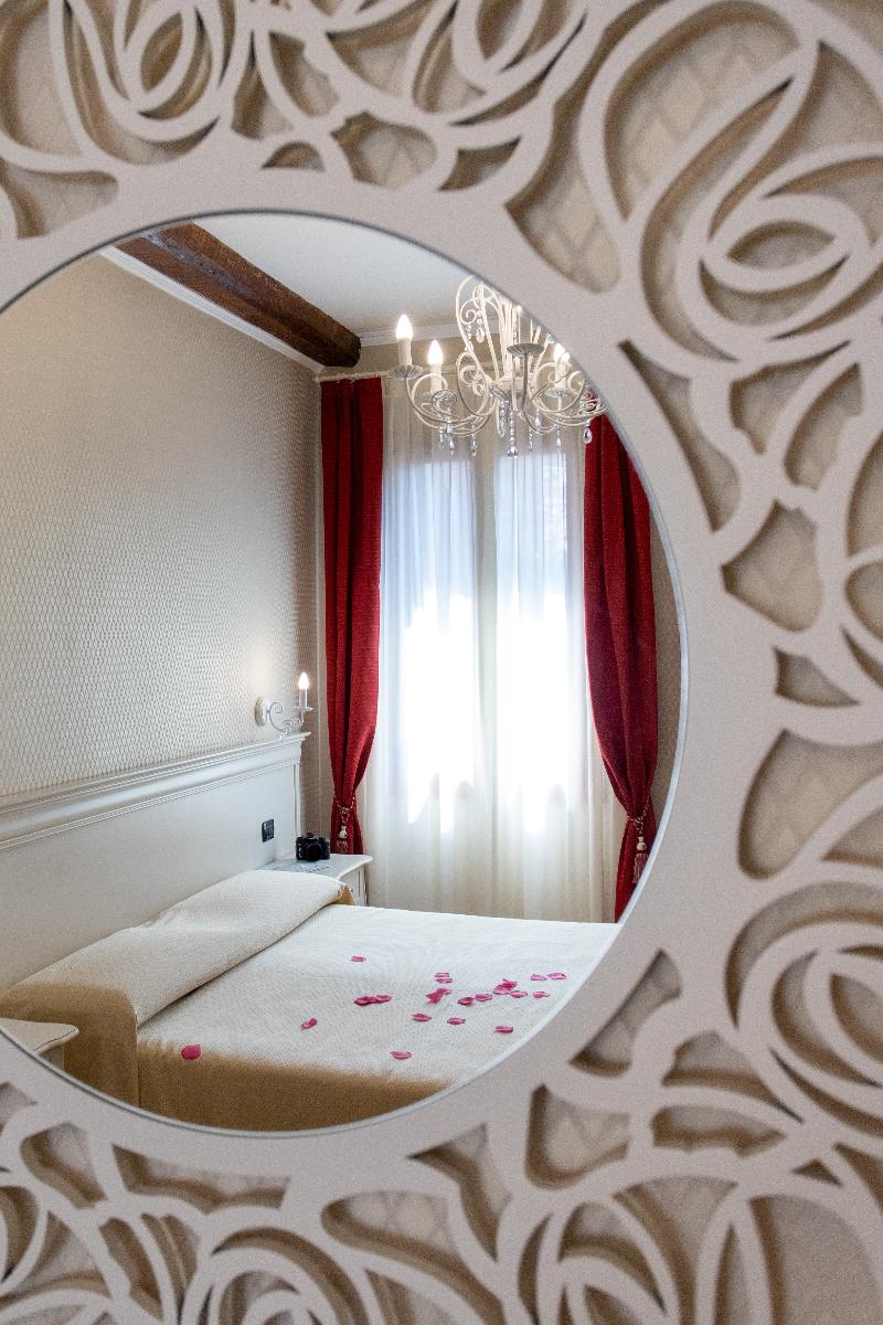 Charming Palace Santa Fosca - Oda