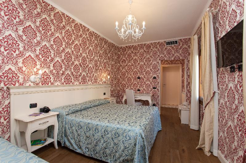 Charming Palace Santa Fosca - Oda