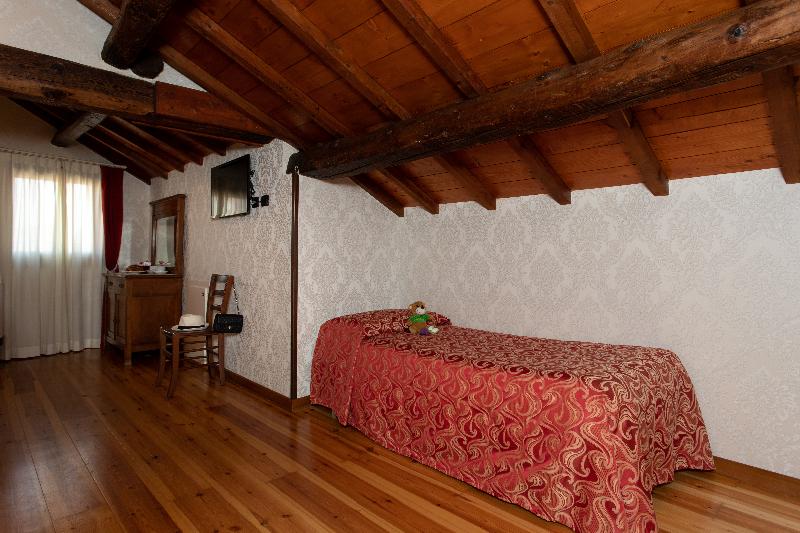 Charming Palace Santa Fosca - Oda