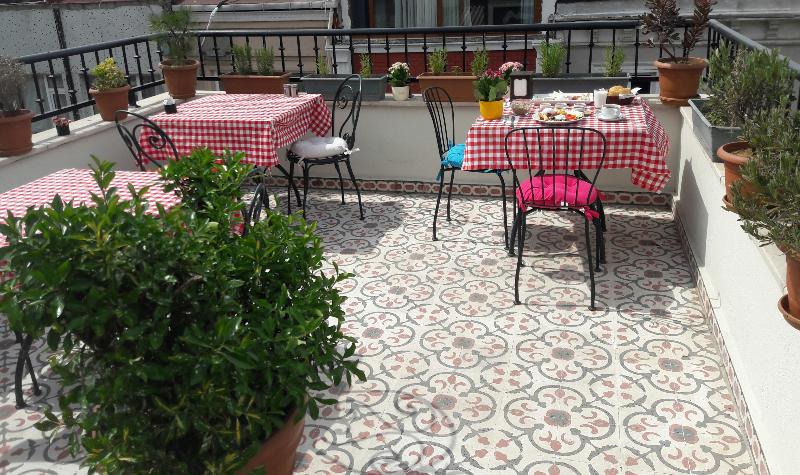 Borancik Suites - Teras