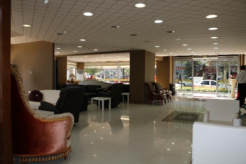 Business Grand Hotel - Lobi