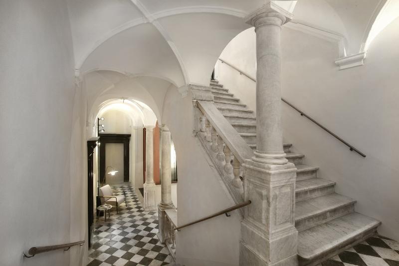 Palazzo Grillo - Genel