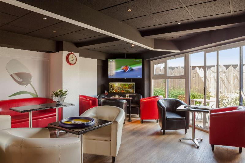 Kyriad Direct Rennes Ouest - Bar