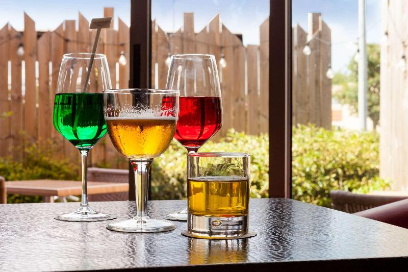 Kyriad Direct Rennes Ouest - Bar