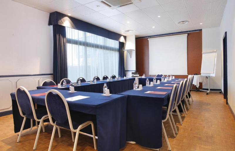 Kyriad Direct Rennes Ouest - Toplantı