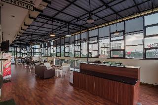 RedDoorz Plus near Semanggi otel fotoğrafı